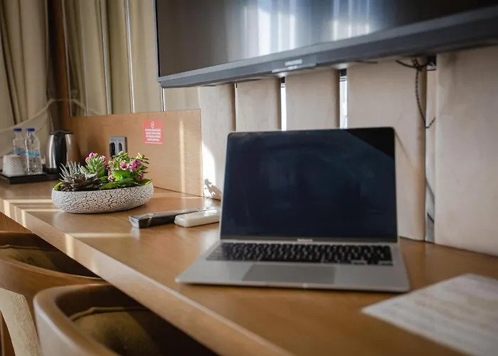 Hotel Bahçelievler 4*