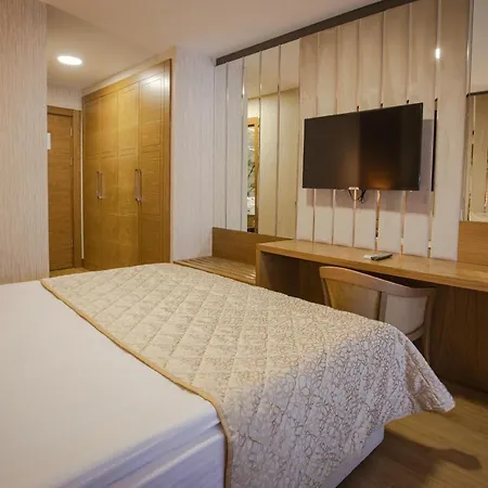 Szálloda Bahcelievler 4*