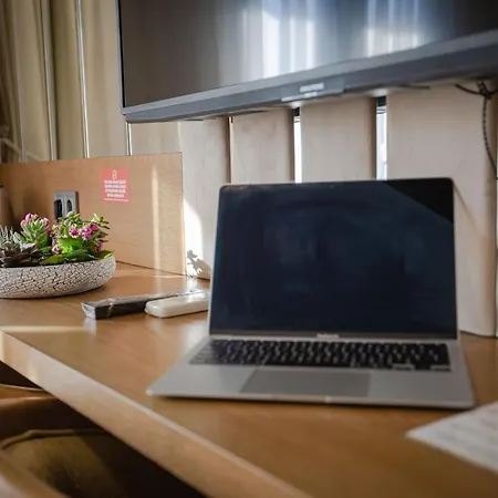 Hotel Bahçelievler 4*